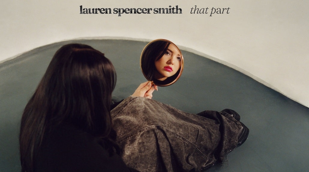 Lauren Spencer-Smith zapowiada album utworem 