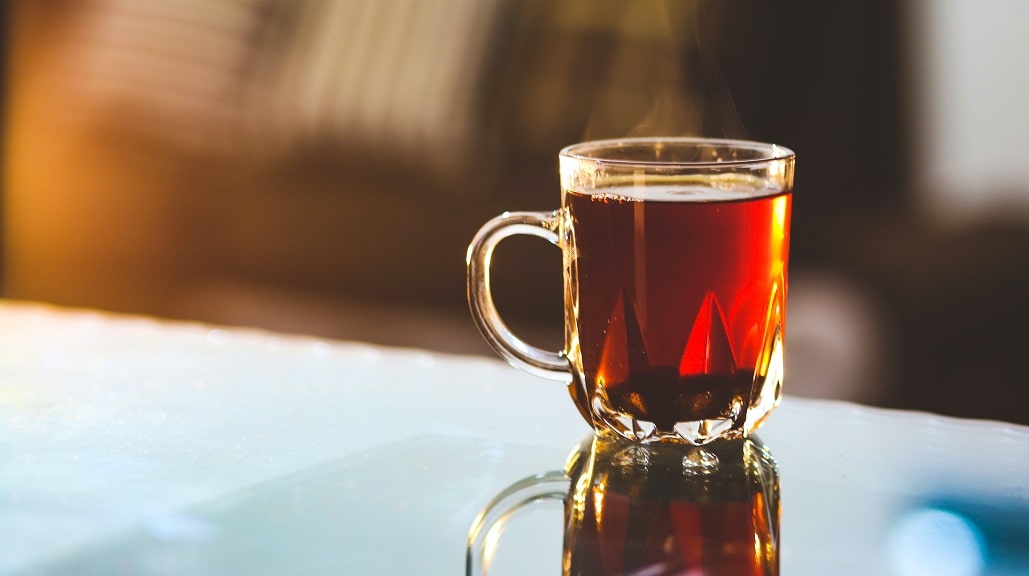 Regularne picie herbaty - korzyści i zagrożenia