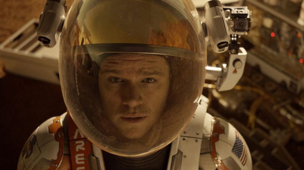 Matt Damon hoduje roślinki w kosmosie. Zobacz nowy zwiastun 