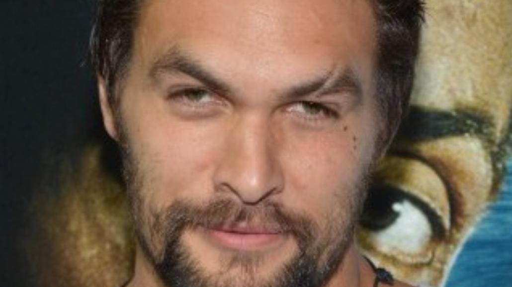 Jason Momoa Aquamanem w Batman v Superman