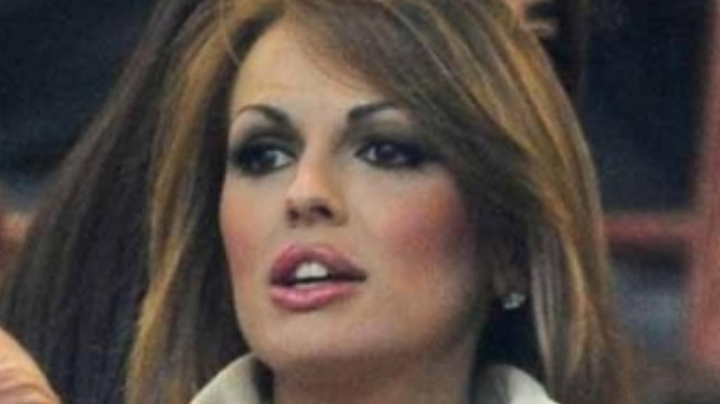 Tak wygląda nowa narzeczona Berlusconiego! (FOTO)