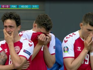 Euro 2020: Dramatyczne sceny w meczu Danii z Finlandią. Christian Eriksen reanimowany - piłkarz, mecz, 12 czerwca 2021, relacja
