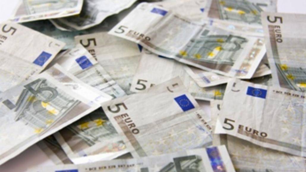 Co Polacy sądzą o wprowadzeniu euro? Debata na UE