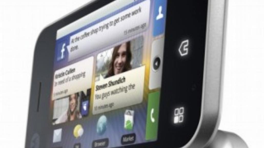 Motorola BACKFLIP - nowa era smartfonów