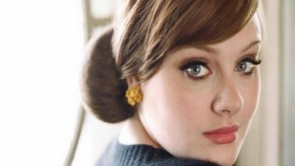 Adele może stracić głos! Artystka odwołuje występy