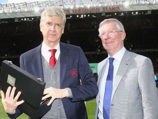 Alex Ferguson i Jose Mourinho pożegnali Arsene'a Wengera [WIDEO] - Manchester United, Arsenal Londyn, mecz, trener