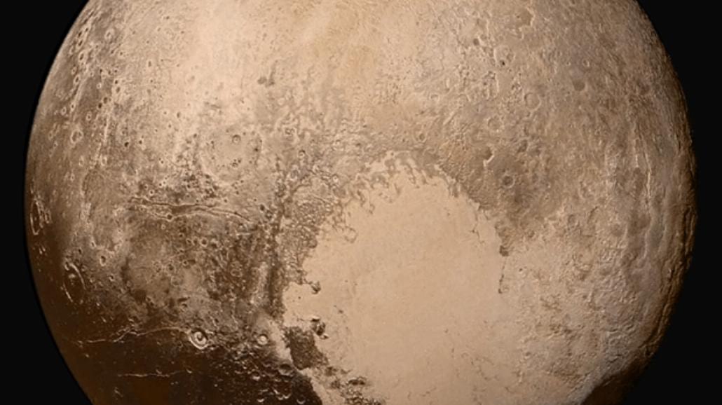 NASA opublikowała zdjęcia Plutona. Po raz pierwszy w kolorze!