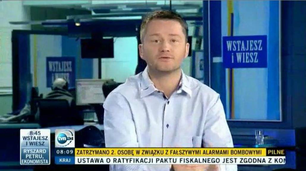 Paski w programach tv zastępują krytyczne myślenie