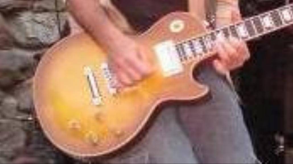 Gdzie jest gitara Jasia Kidawy z KSU?