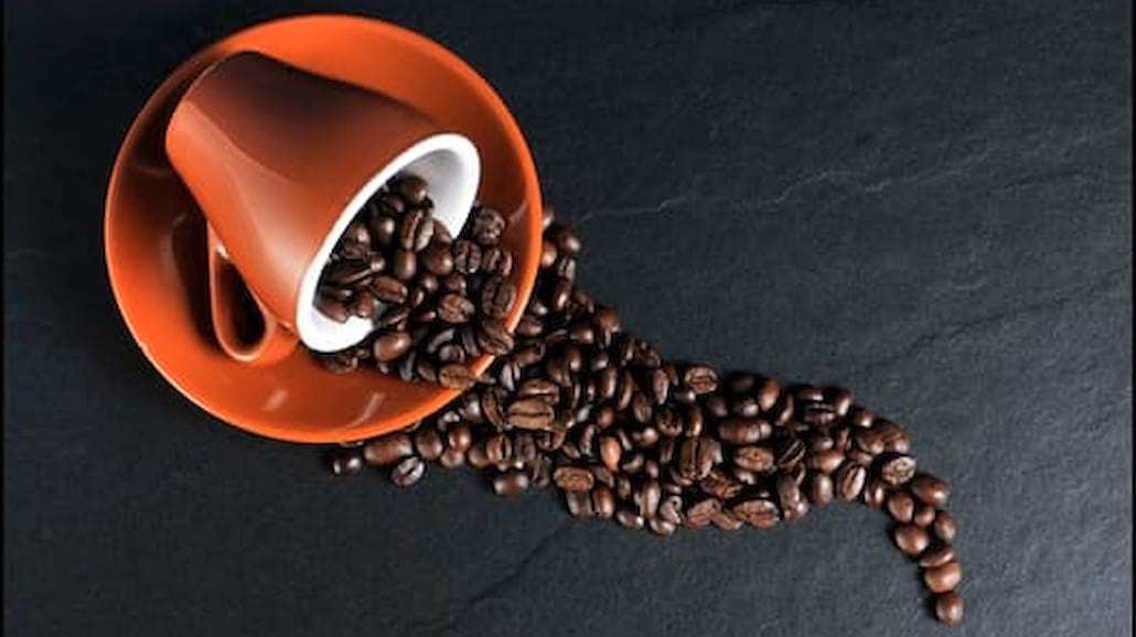 Smakowe kawy - niebanalny zastrzyk energii na zimę