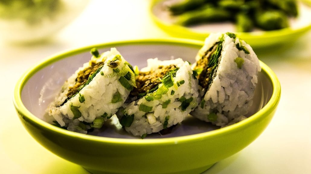 Sushi to popularna japońska potrawa, ktÃłra nie jest taka prosta do zrobienia.