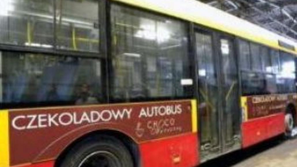 Czekoladowy Autobus na ulicach Kielc