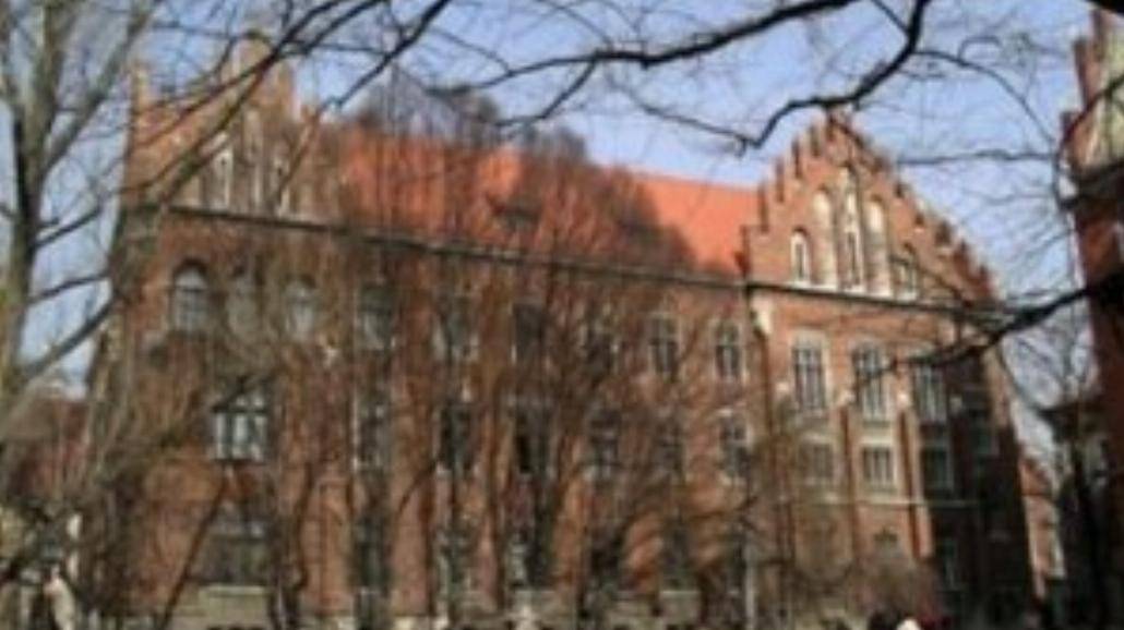 Ranking "RZ": UJ - I Uniwersytet Wrocławski - III