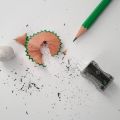 Najpopularniejsze przesądy maturalne - Kopniak na szczęście, zwyczaje studiówkowe, tradycja, wróżenie