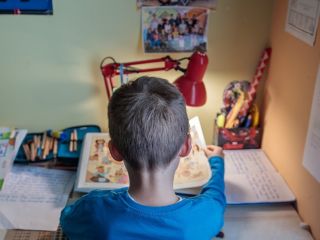 Oceny jeden plus? Jest pomysł, by w tym roku zdali wszyscy uczniowie - Podwyższanie ocena plus jeden, Rzecznik Praw Dziecka, Mikołaj Pawlak, Pomysł, 2020, zdawanie