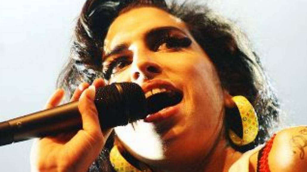 Zobacz ostatni teledysk Amy Winehouse!