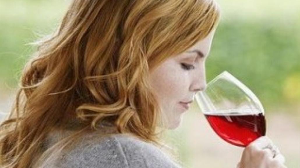 Naukowcy zapewniają: alkohol pomaga schudnąć!
