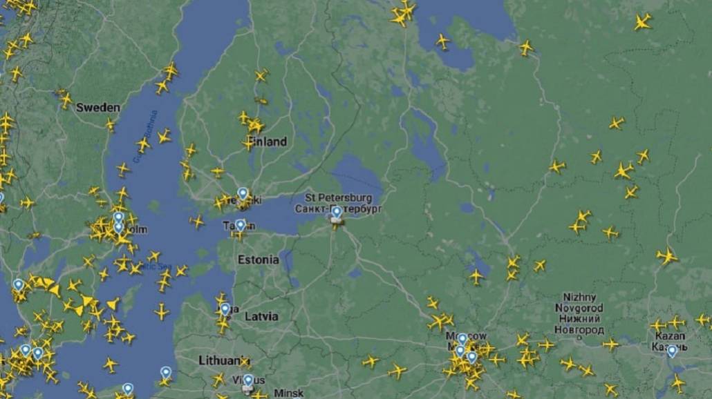 Samoloty z Petersburga zawracają. Nad Rosją pojawił się niezidentyfikowany obiekt