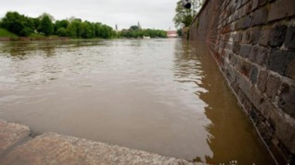 Powódź we Wrocławiu: zmiany w komunikacji