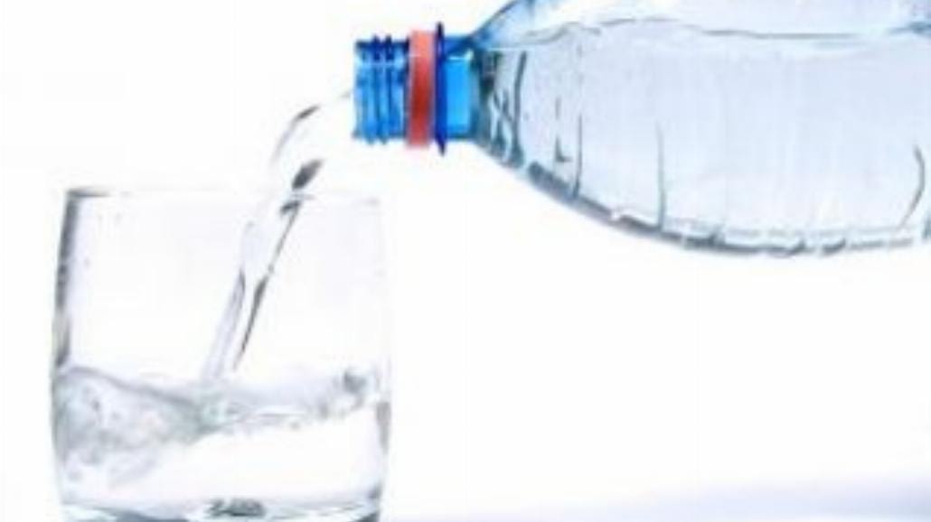 Jak wybrać dobrą wodę do picia?