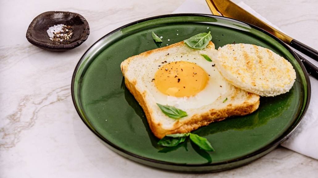Przepisy na najlepsze tosty na śniadanie