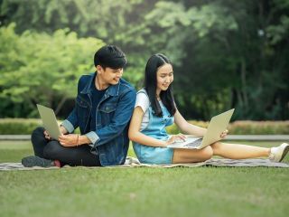 Studiowanie dwóch kierunków - wady i zalety - dwa kierunki studiów jednocześnie, studiowanie dwóch kierunków dziennie, plany się nakładają