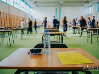 Matura 2021 - fizyka - matura 2021, fizyka, kiedy egzamin, jak długo potrwa, odpowiedzi, arkusz maturalny